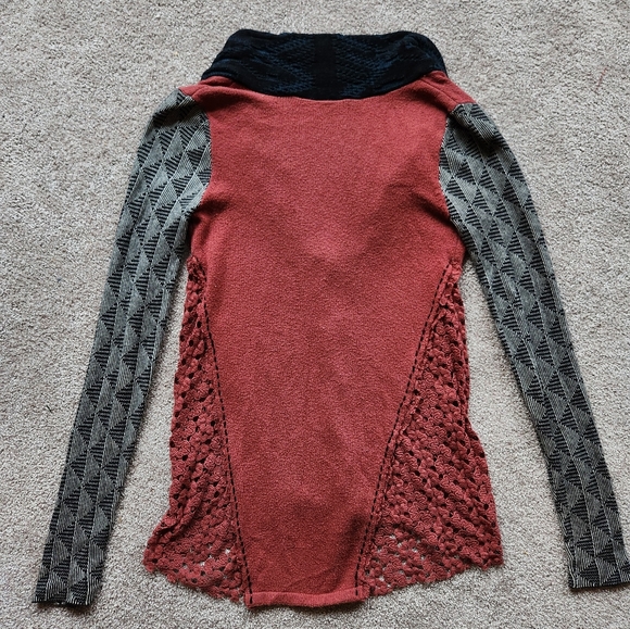 BKE Gimmicks Mixed Pattern Cardigan Collared Knit Button Up - Picture 5 of 9